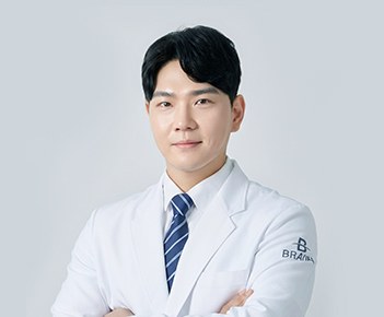 Yoonhyun Kim