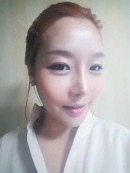 I took this picture after I got makeup done to attend my sister’s wedding. How does it look like? Does it look natural and beautiful? In my opinion, I’ve been prettier from any angles as you can see. I love to take pictures now